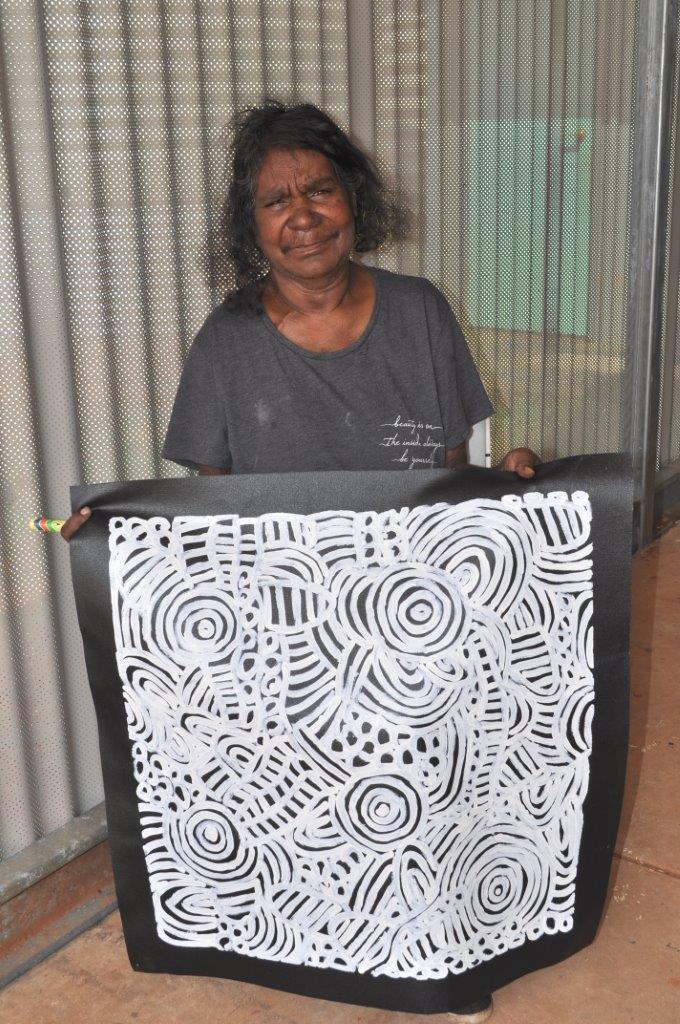 Betty Mbitjana / Awelye Atnwengerrp (Body Paint) (7D) - Image 2