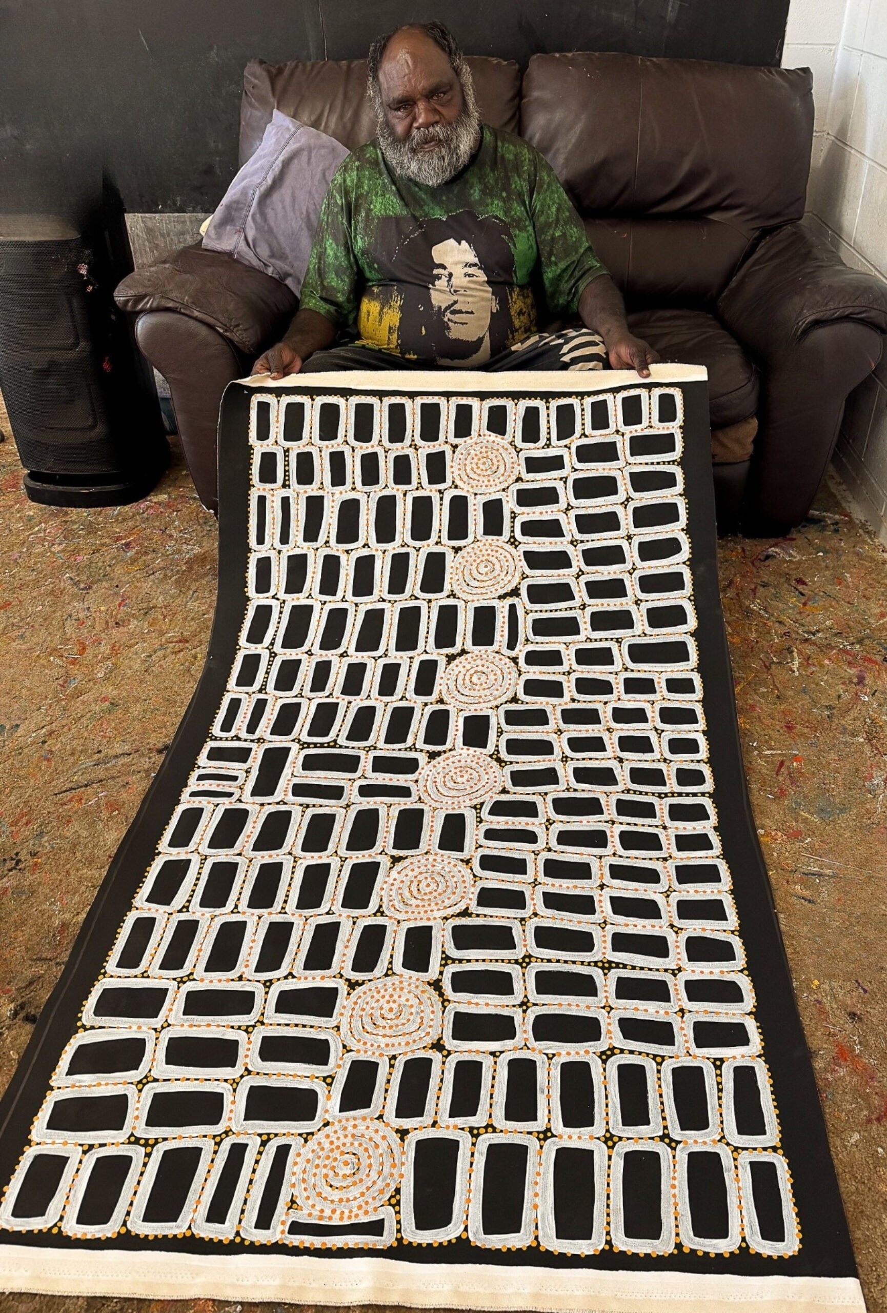 Walala Tjapaltjarri Aboriginal Art