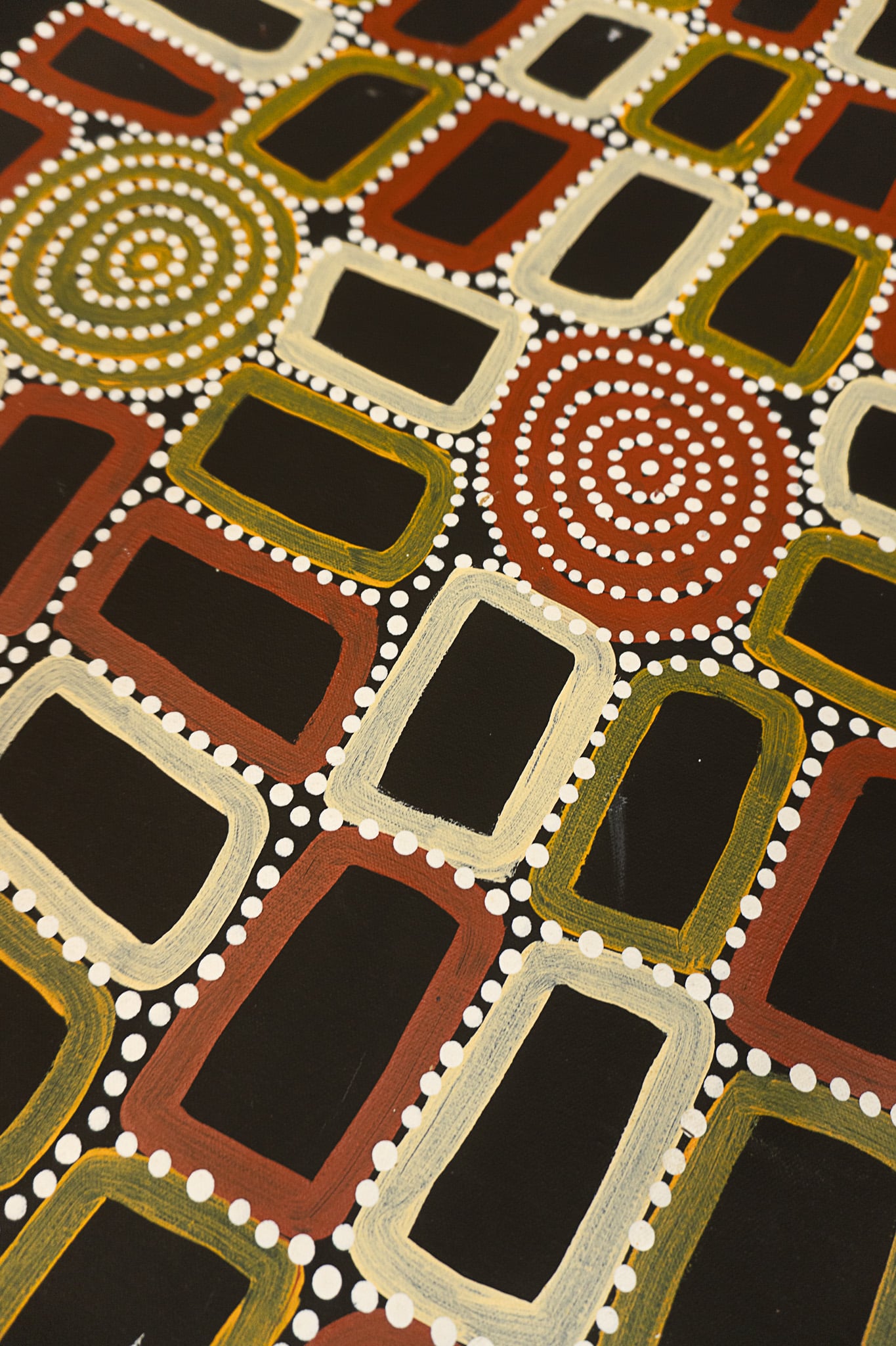 Walala Tjapaltjarri Aboriginal Art