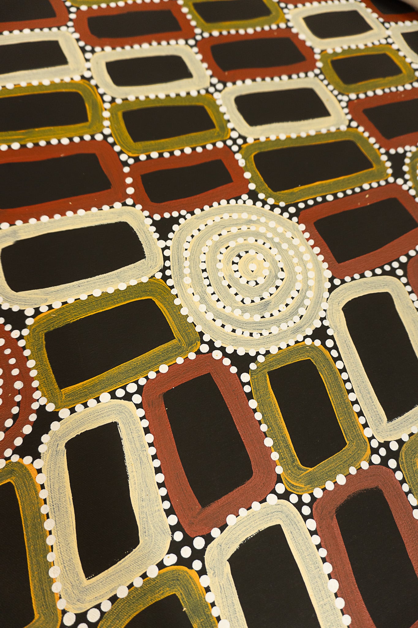 Walala Tjapaltjarri Aboriginal Art